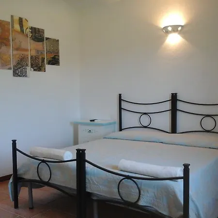 Santu Paulu Pensión Posada (Sardinia)