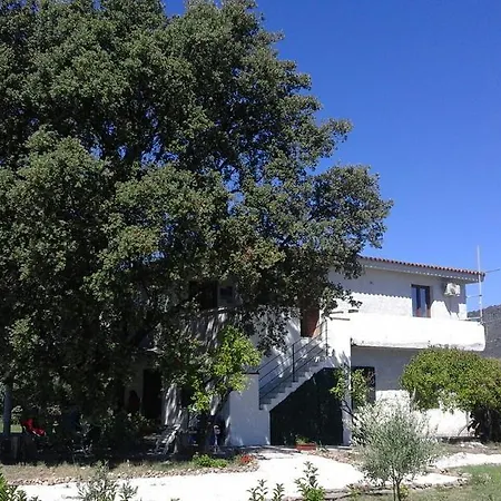 Santu Paulu בית הארחה